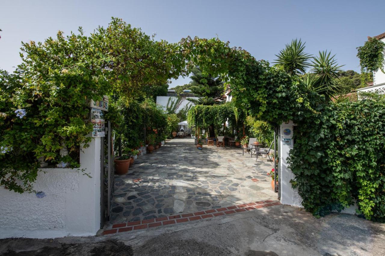 Katikies Stamatias Studios & Maisonettes Agnontas المظهر الخارجي الصورة