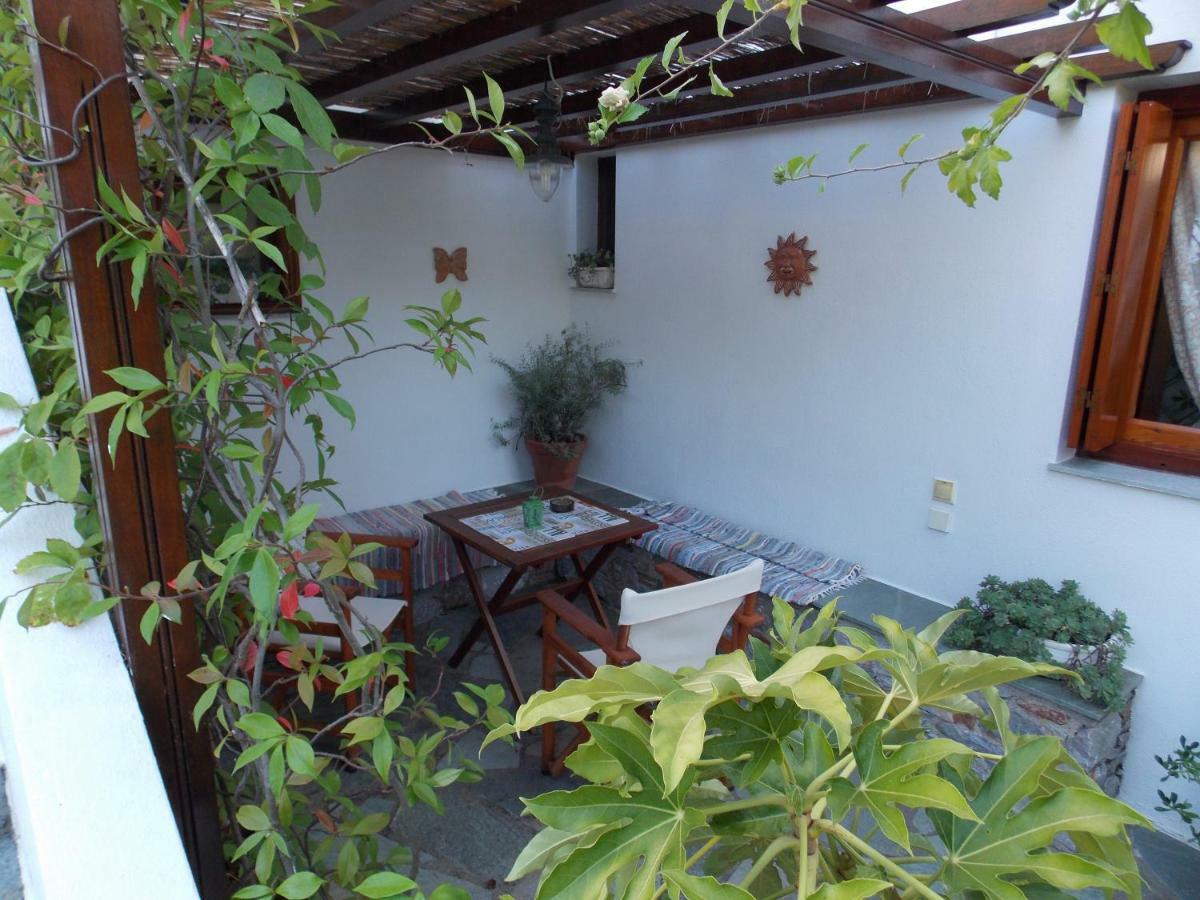 Katikies Stamatias Studios & Maisonettes Agnontas المظهر الخارجي الصورة